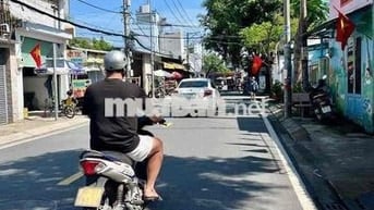 ĐẤT MẶT TIỀN NGAY CHỢ ĐÔNG THẠNH,XÂY SIÊU PHẨM HOẶC XÂY KHÁCH SẠN QUÁ