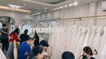 Nhà Góc 2 Mặt tiền 111 Trần Khắc Chân, Quận 1- DT 4,5x10m, 4TẦNG, 35TR