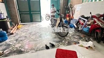Cho thuê nhà gần ngã ba Ông xã - Sân xe hơi