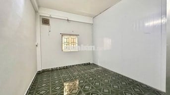 Phòng trọ 25m2 chỉ tính điện nước ngay Bến xe quận 8