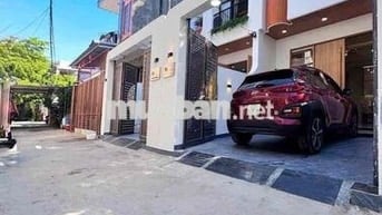 Chào bán 2 căn nhà 3 tầng oto ngủ trong sân kiệt 457 Tôn Đức Thắng