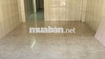 Nhà cho thuê 3 phòng ngủ, hẻm xe hơi, đường Mã Lò gần BV