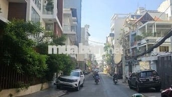 Núi Thành, Q. Tân Bình – DT 5,3x23m – Hầm, Trệt, Lửng, 3 Lầu, Sân T