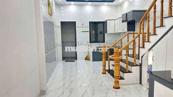 🔥 Nhà Mới Tinh-Khu Tên lửa - 4 x 15 -3 Tầng🔥 sân thượng