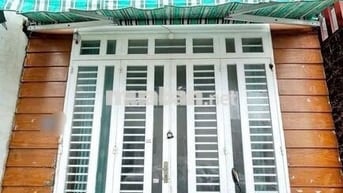 Rất ngộp cần gấp bán căn nhà 1 lầu Bà Điểm 4,Hóc Môn , 670Tr, Sổ Riêng