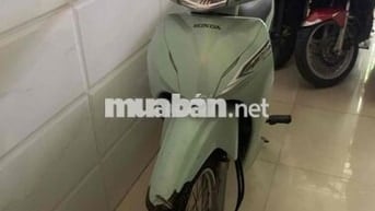 xe ít đi còn đẹp . máy rất êm.anh em cần liên hệ