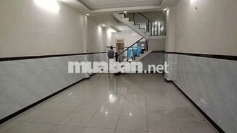 Cho thuê nguyên căn 4,5 x20. 2 Tấm giá 13 Triệu gần bệnh viện Quốc Ánh
