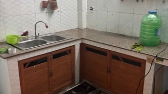 Chính chủ cho thuê nhà hẻm Q12 gần Chợ cầu
