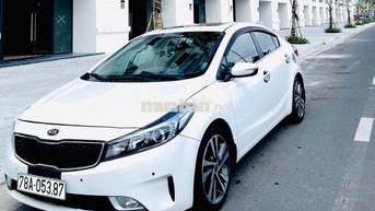 Kia Cerato 2019 1.6 AT Luxury - 90000 km