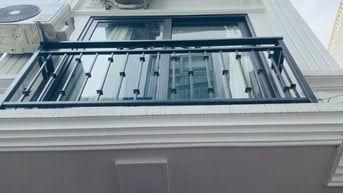 Hiếm phố trạm nhà 5 tầng dân xây, full nội thất, nhỉn 7 tỷ, 5m ra oto,