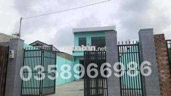 Kho mới 100% #800m nền gạch , trần la phong siêu đẹp.