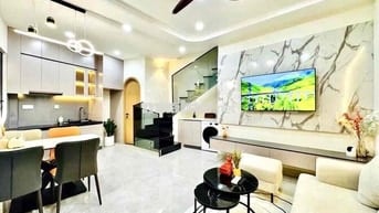 Nhà Đẹp 2 Tầng Full Nội Thất – Phú Nhuận, Giá Chỉ 4.x Tỷ