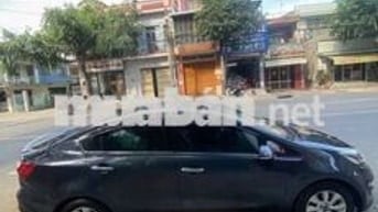 Kia Rio 2015 1.4 AT Sedan - 200000 km