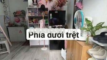 Cho thuê nhà nguyên căn vị trí đắc địa 3/2 q10 (có nội thất)