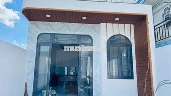 nhà mới xây vừa hoàn thiện xong 95% Villa cấp 4 sổ hồng riêng đất thổ