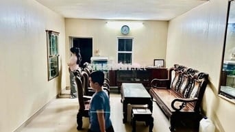 Nhà mặt ngõ 2 tầng trường chinh