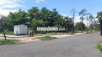 bán gấp lô đất 200m2-giá 1tỷ400-tại khu dân cư hải sơn-đức hòa-long an