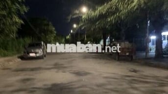 Chủ bể nợ cần bán gấp nhà 2 tầng,70m2,6pn, đường Nguyễn văn Tạo Nhà Bè