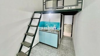 Phòng trọ đi bộ qua. ĐH Văn Lang ngay công viên Bến Hải
