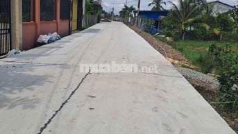 1100m2 đất lúa có sẵn thổ cư MT 6m Tân Trụ, Long An, giá 1.7 tỷ
