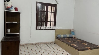 Phòng trọ 15M2 phố 8/3,P Quỳnh Mai, Gần ĐH BK, Kinh Tế, XD