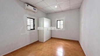 CHO THUÊ STUDIO TÁCH BẾP CỬA SỔ TRỜI NẰM SÁT BÊN QUẬN 1