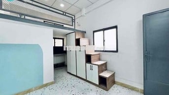 KHAI TRƯƠNG PHÒNG GÁC CỬA SỔ THOÁNG NỘI THẤT CƠ BẢN KHU PHAN XÍCH LONG