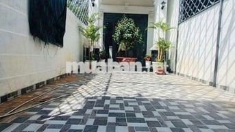 Nhà trệt lầu Tân cổ điển Phú Hòa sát bên trường cấp 2 phú hòa