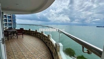 Cho thuê chung cư 2PN full nội thất view bao trọn biển