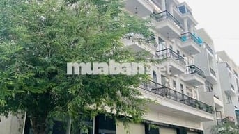 Cho Thuê Nguyên Căn Nhà Phố DT 4x18 1Trệt 4Lầu 5Pn 4Wc Sân Thượng