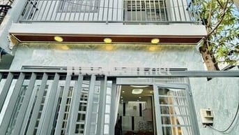 BÁN NHÀ SHR Ở GẦN UBND THẠNH XUÂN Q12. GIÁ : 3,68 TỈ