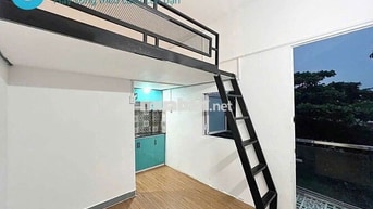 Phòng ban công cửa sổ gần Ngã 4 hàng xanh