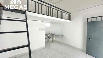 Căn hộ dichh vụ - Đuplex to - thoáng VHU - Huit