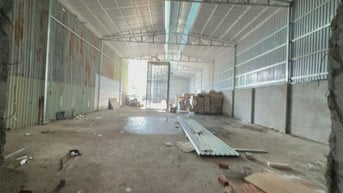 Cho thuê kho xưởng 800m2 mới xây, mặt tiền Nguyễn Văn Ràng, Nhà Bè