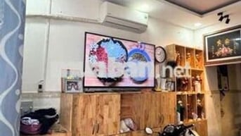 NHÀ 3 TẦNG ĐẸP — VƯỜN LÀI  PHƯỜNG PHÚ THỌ HÒA (4m x 6m)