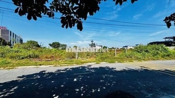 chính chủ bán đất khu phố 6 thị trấn củ chi góc 2 mặt tiền đường nhựa