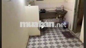 Nhà trệt có gác lửng bình thạnh gần trường hutech