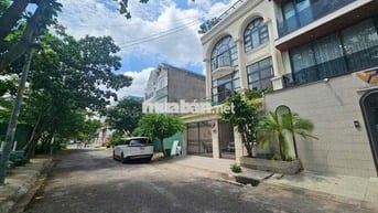 Bán Lô Đất Biệt Thự Siêu Đẹp- 10x23- Đường Nhựa 10m- Xây dựng tự do