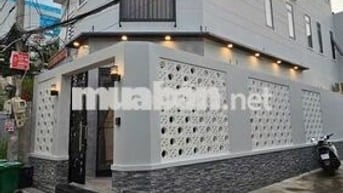 Bán nhà góc 2 mặt tiền xây mới gần đường Phạm Hữu Lầu Quận 7