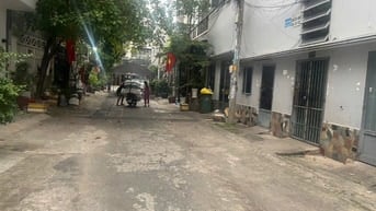 Cần bán Nhà đường Gò Dầu : 4 x 10 M  Đúc 1 lầu . Hẻm 7 M khu VIP