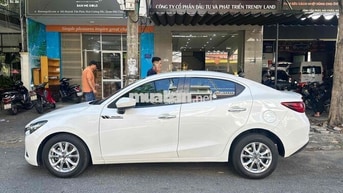 Mazda 2 2018  1.5 AT Sedan - 60000 km