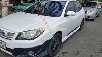 Hyundai Avante 1.6 MT 2016 - 235 Triệu