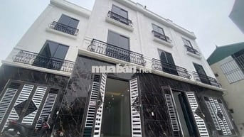 Nhà 4T*38m2 đẹp- ngõ rộng ô tô đỗ cổng- gần đường QL6- Giá chỉ 3,45 tỷ