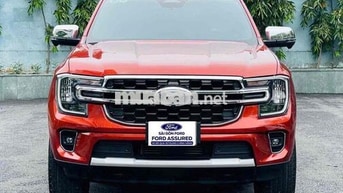 Everest Titanium 8.000km Xe Tại Ford Cam Kết Xe