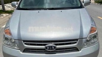 Kia Carnival 11 chỗ máy dầu đời 2009