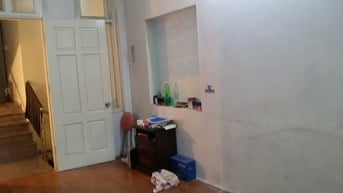 Chính chủ, phòng 20m2 cho 2 nữ sinh thuê trong ngõ 210 Hoàng Quốc Việt