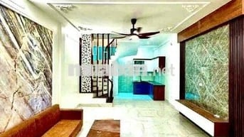 NHÀ ĐẸP -MỚI COONG - NGÕ OTO - 2 THOÁNG - RỘNG - MỚI - Ở NGAY    Trươn