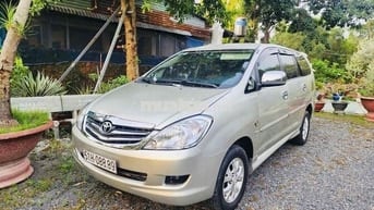 Toyota Innova 2006- 200.000km