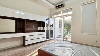 Cho thuê CHDV Full nội thất Ban Công Riêng Ngay Gần ĐH Công Thương