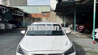 Hyundai Elantra 2019 Sport 1.6 AT - 65000 km